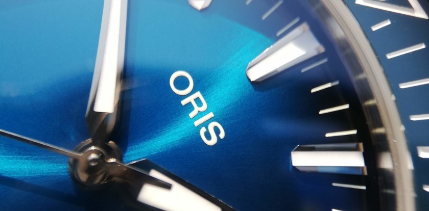 ”青に惹かれて。”は腕時計を大切にしたくなるブログ