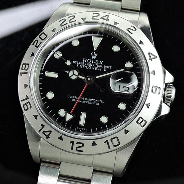 ロレックス16570 黒文字盤を愛用する芸能人