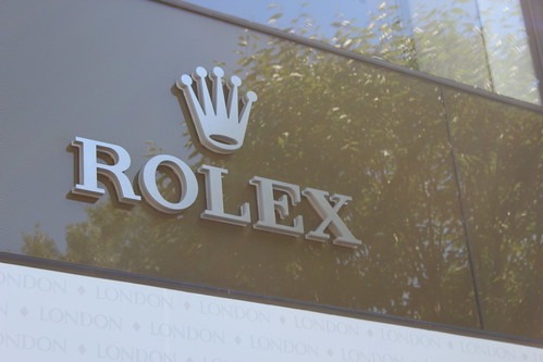 ロレックスオイスターパーペチュアルデイトジャストの中古はいくら？