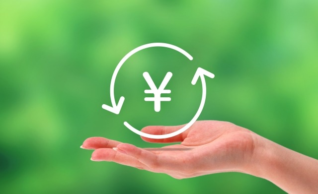 アルマーニの腕時計 ガラス風防の修理料金の目安は？