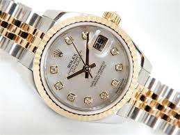 注意点2：人目を引く高級腕時計は避ける