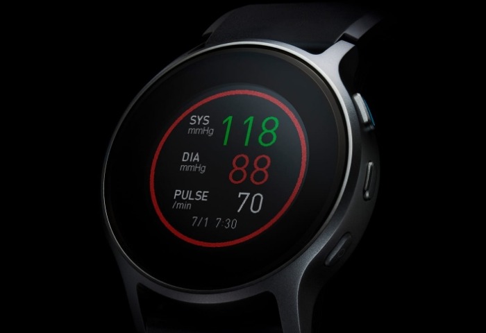 オムロンの血圧を測れるスマートウォッチが気になる！