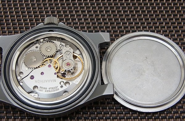 MARATHONの時計 オーバーホール費用の目安は？