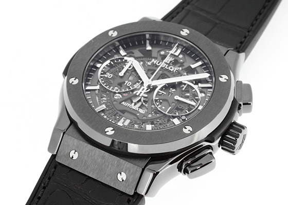 クラシック フュージョン アエロ クロノグラフ ブラックマジック 525.CM.0170.LR