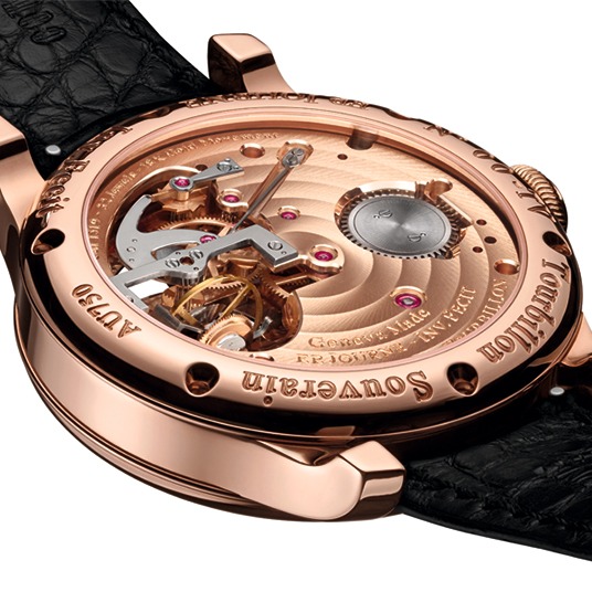 ギョーシェ彫りなど手の込んだ作り