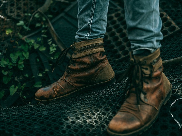 ①コーデに似合う「種類」から選ぶ