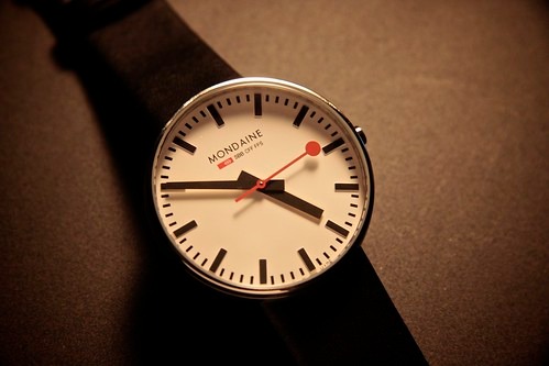 モンディーンの安い・安全な電池交換は業者がおすすめ