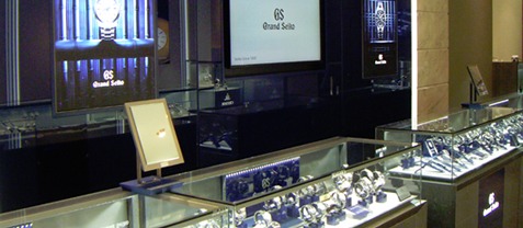 ミヤコ時計店を見つけたら時計探しに立ち寄ってみよう