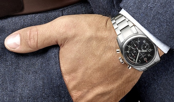 ロンジンクロノグラフの評価・評判は？中古相場も紹介