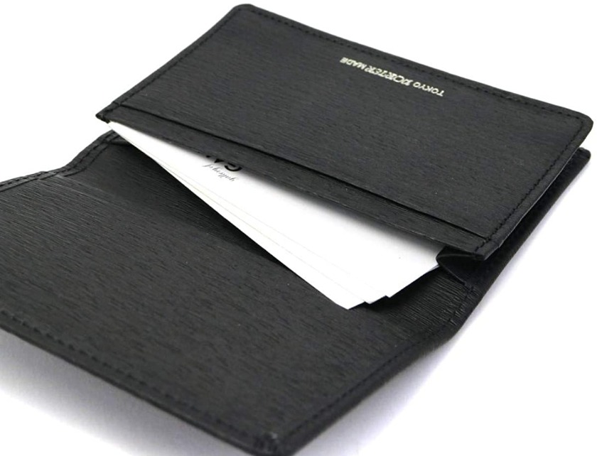 おしゃれなカードケース(メンズ) でできるビジネスマンに