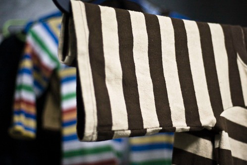 ③ボーダーカットソーを合わせて