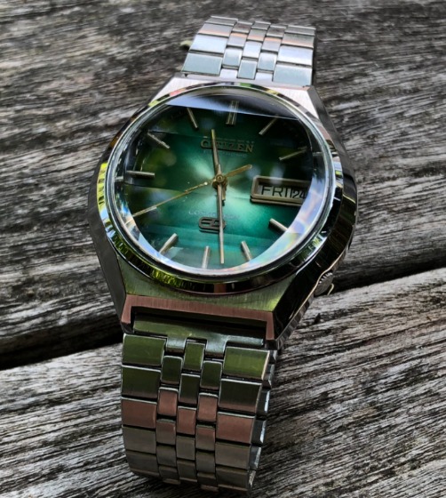 シチズン「コスモトロン」の電池交換は自分で交換しないほうがいい