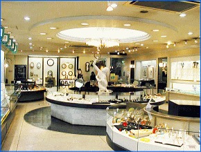 宝石時計の内山