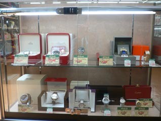 オフハウス 多良見店