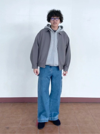 グレー×パーカー