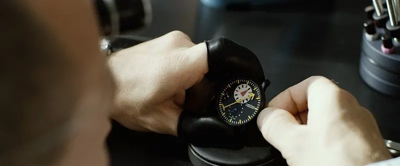 ①アランシルベスタインの修理実績がある店