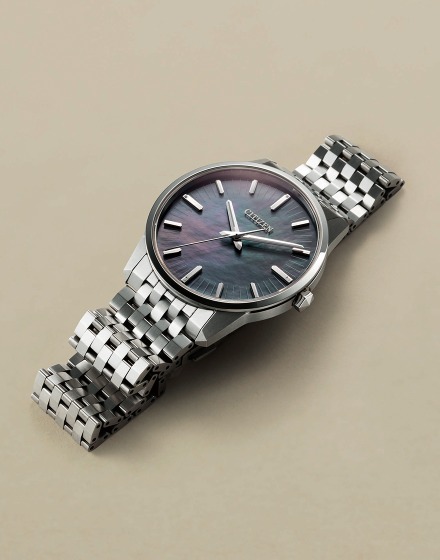 年差±1秒という驚異の精度