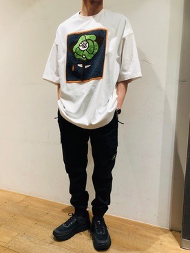 オフサイズTシャツ×同系色ウォッチ