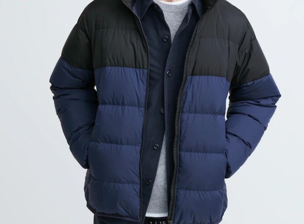 6位：ユニクロ ウルトラライトダウン