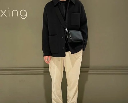 ブラック×ホワイトパンツ