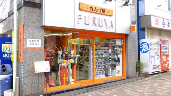 カシオ(腕時計)の電池交換：レンズ屋