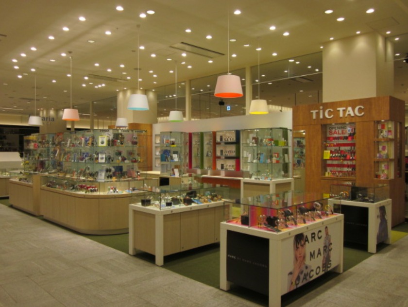 大分市の時計店：TiCTAC アミュプラザ大分店