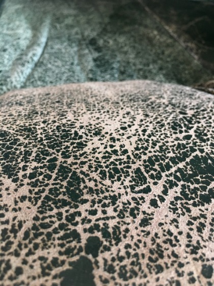 金属ベルトよりも傷みやすい