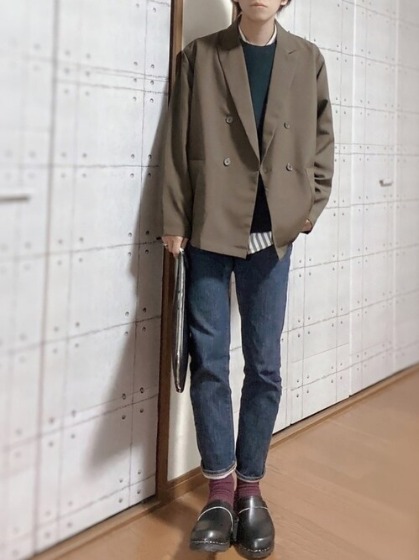 テーラードジャケット