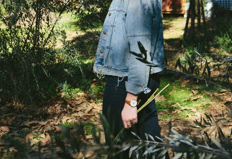 NIXON(ニクソン)のレディース腕時計：プライベートでも会う人によって使い分ける