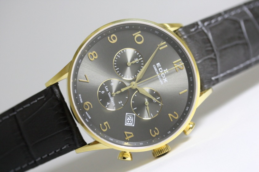 エドックス並行輸入品のオーバーホール価格や人気業者を比較