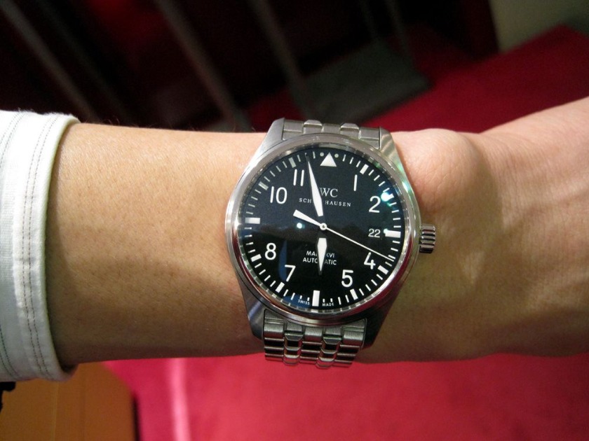 薄くて装着感が良く仕事中も気にならない