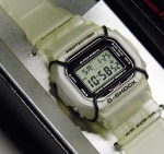 G-SHOCKコラボ DW-5600VT-7T