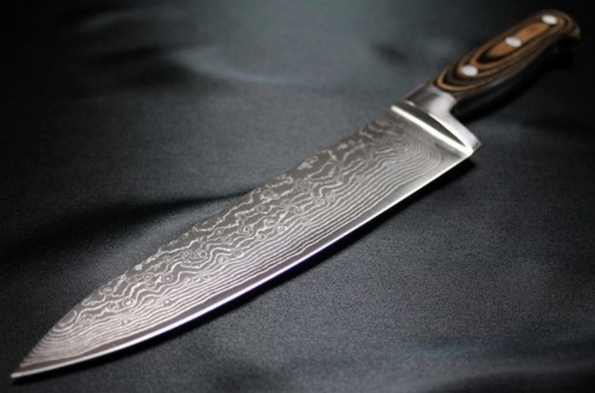 MUSHA(ムシャ)の腕時計①刃物用の素材「ダマスカス鋼」で作られた時計