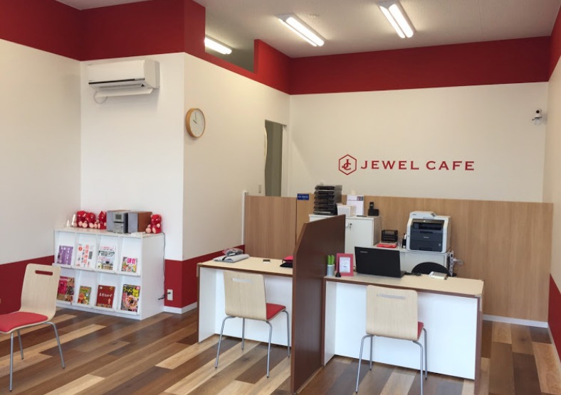 龍ケ崎市の時計店：ジュエルカフェ たつのこまち龍ケ崎店