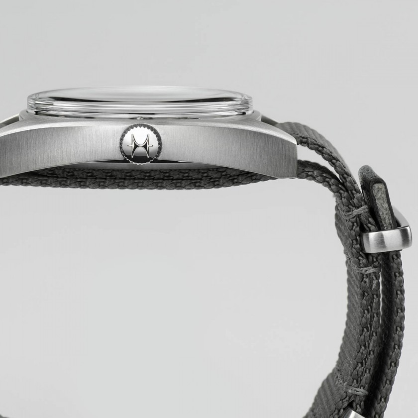 リューズの巻きすぎ