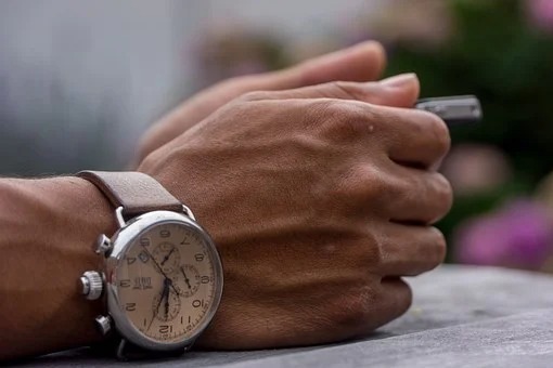 横浜でのロンジンの時計修理は人気のお店で