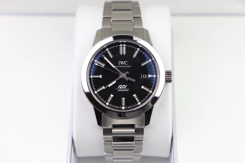 傷がつきにくい腕時計は素材を調べてから購入しよう