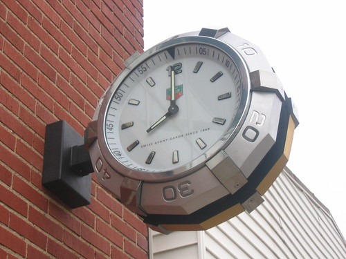 タグホイヤー"プロフェッショナル200m"の中古相場【2021年最新】