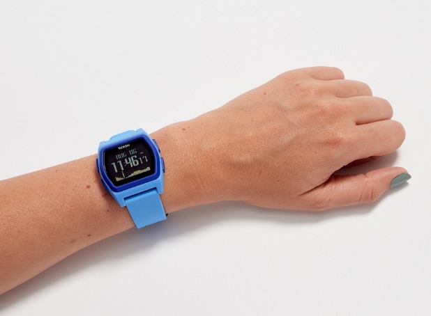 NIXON(ニクソン)のレディース腕時計：NA12362974-00の特徴・機能