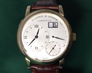 オーバーホールと新品仕上げ