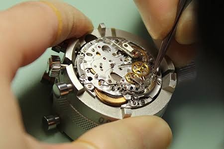 4R36(セイコー)のムーブメントの精度は？オーバーホールは必要か