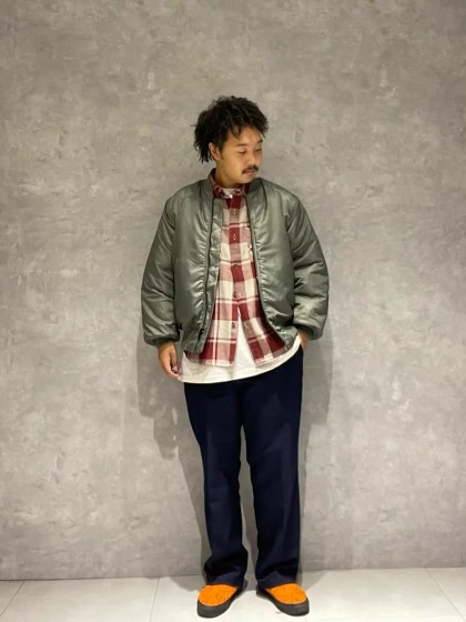 チェックシャツ