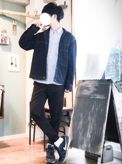 コーデ3：ブルー×白シャツ