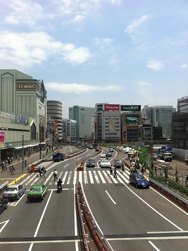 オリビア・バートン 伊勢丹新宿店