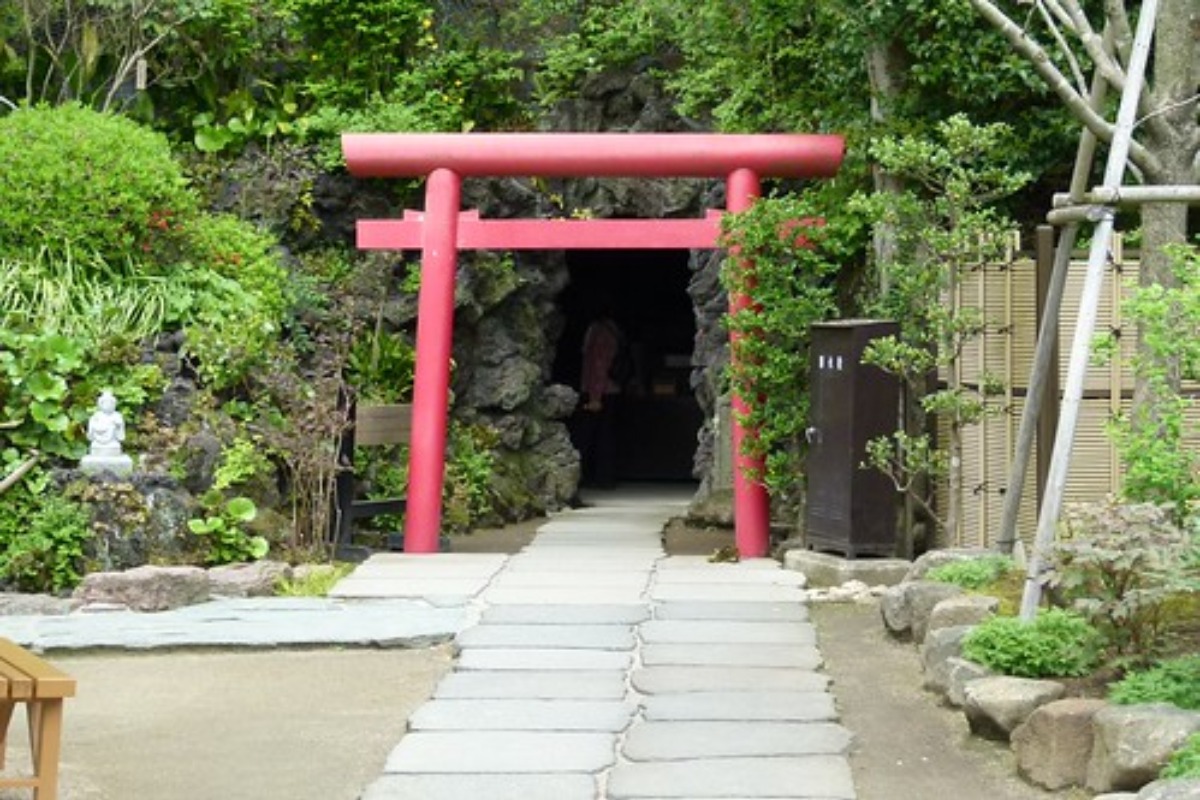 東京の縁切り神社は 都内 関東の最強スポットと祈り方 効果を紹介 旅go タビ ゴー