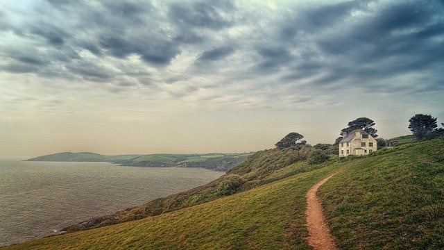 コーンウォール地方はイギリス南西部の観光地 見どころやアーサー王伝説を紹介 旅go タビ ゴー