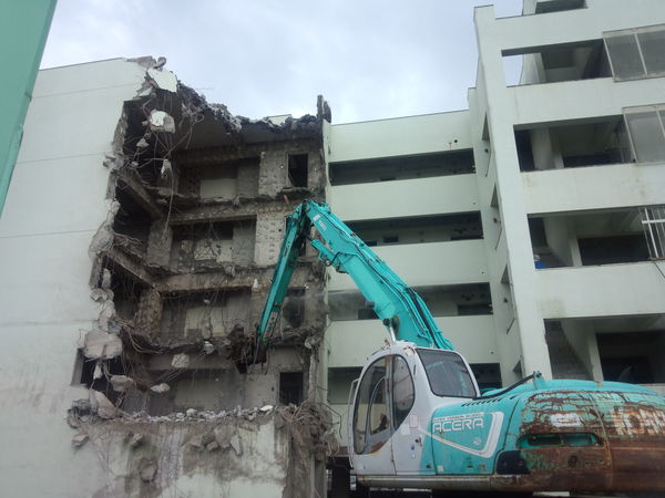 解体業社イメージ