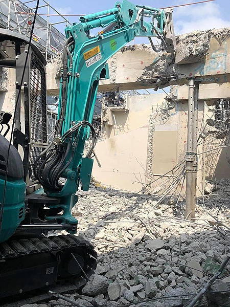 解体業社イメージ