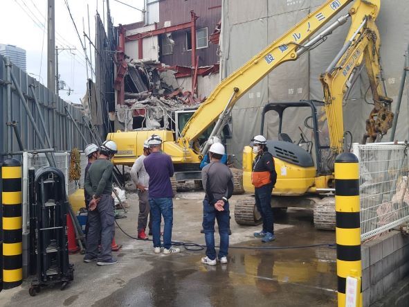 解体業社イメージ