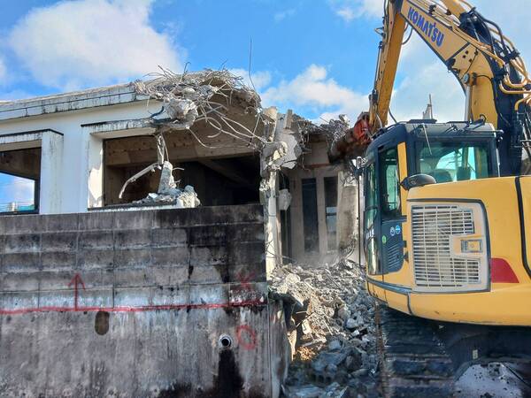 解体業社イメージ